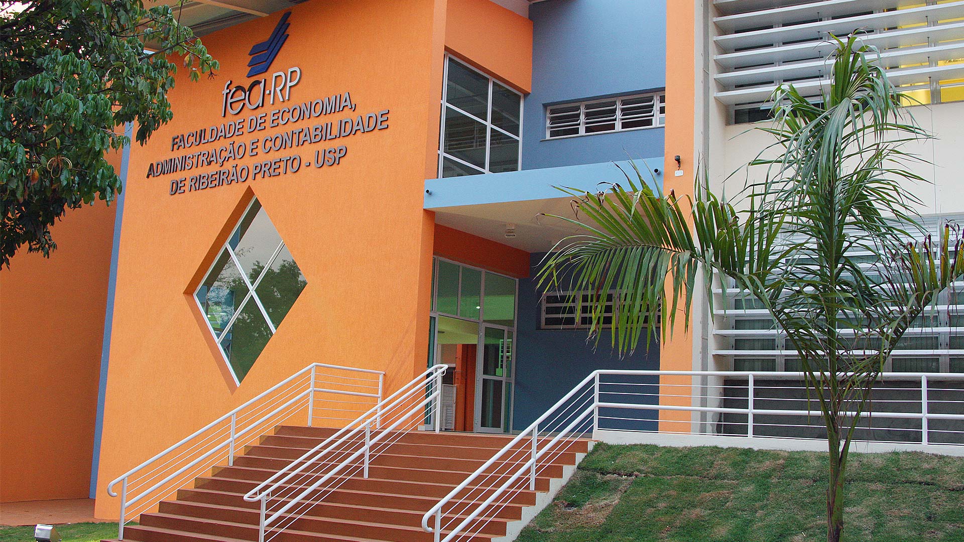 Universidade de Sao Paulo (USP)