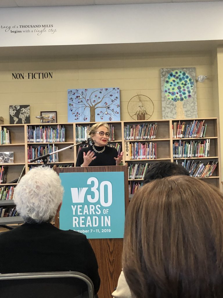 Esther Starkman officially launches Read In Week